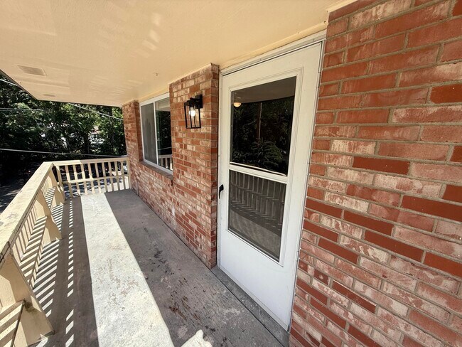 Foto del edificio - 801 N Ann St