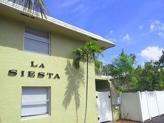 Building Photo - 1413 N Dixie Hwy