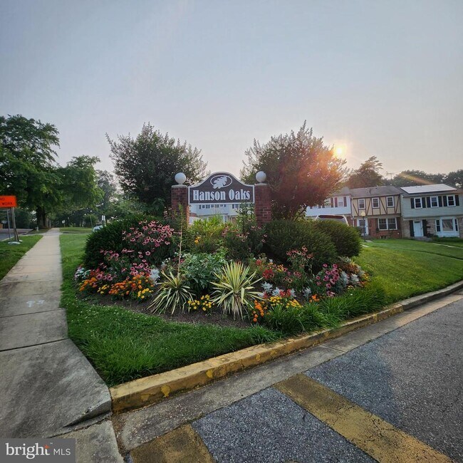 Foto del edificio - 4126 Hanson Oaks Dr