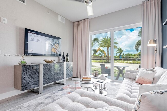 Foto del edificio - 9155 NW 57th St