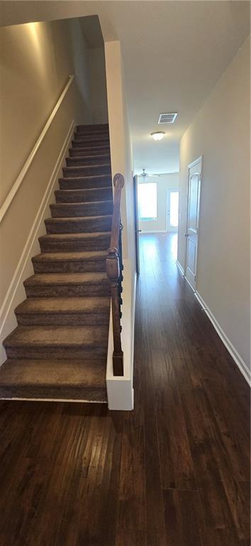 Building Photo - 5831 Taka Ln