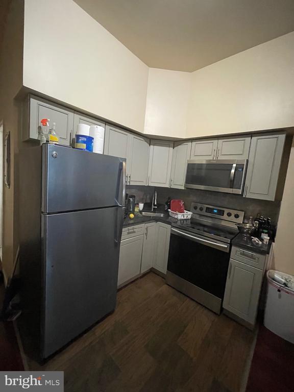 Building Photo - 537 N 13th St
