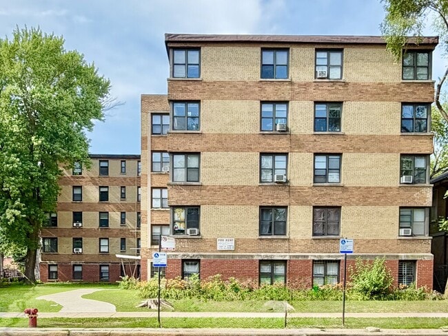 Building Photo - 1360 W Touhy Ave