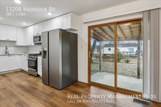 Foto del edificio - 13208 Haddock Rd