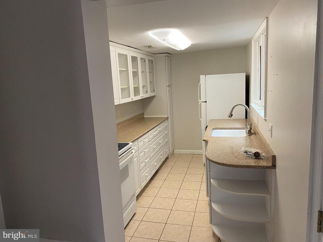 233 Albemarle St, Baltimore, MD 21202 Townhome Rentals in Baltimore