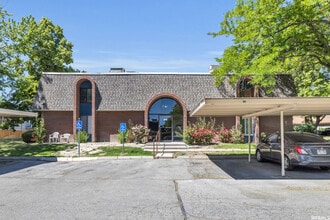 Building Photo - 42 Lester Ave