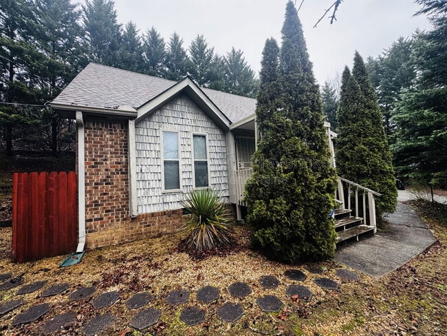 Building Photo - 4602 Delashmitt Rd