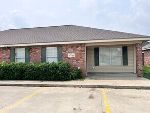 Building Photo - 4440 Brown St