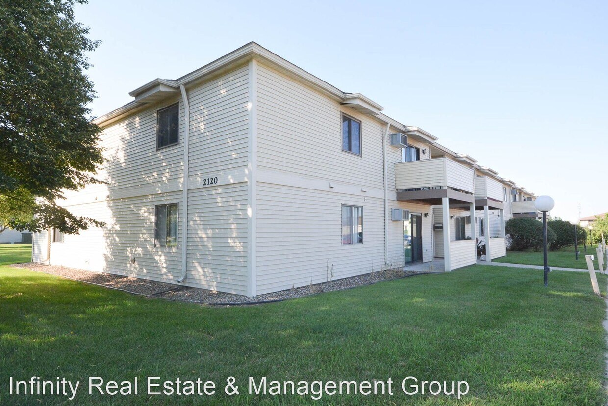 Primary Photo - 2 br, 1 bath House - 2120 Valleyhigh Dr NW...