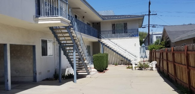 Photo - 520 S Flower St Apartment