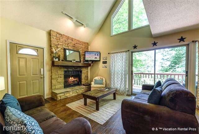 Primary Photo - 1811 Arolla Ct W