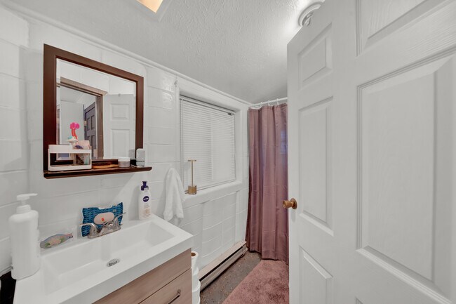 Foto del edificio - 3511 Broad Rock Blvd