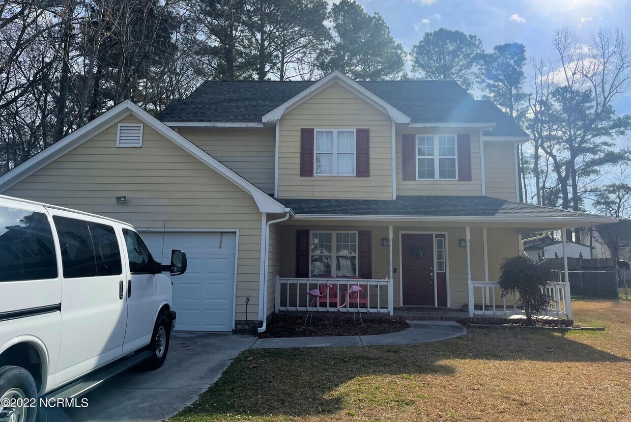 882 Pine Valley Rd, Jacksonville, NC 28546 House Rental in