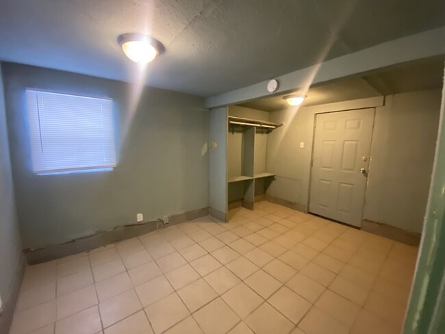 Foto del edificio - 2bd/1ba Unit Near Washington Middle School!