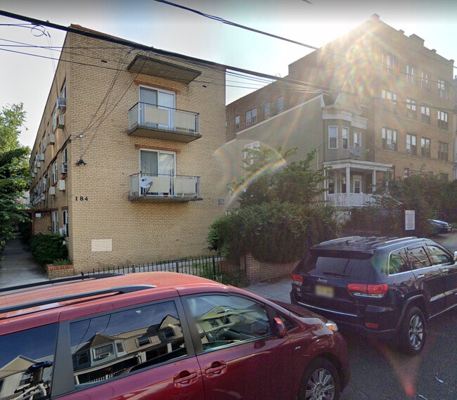 184 Fairview Ave, Jersey City, NJ 07304 184 Fairview Ave Jersey City