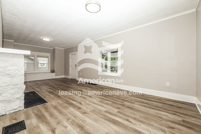 Foto del edificio - 324 Pointview Ave