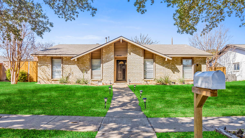 Foto principal - 5001 Overdowns Dr