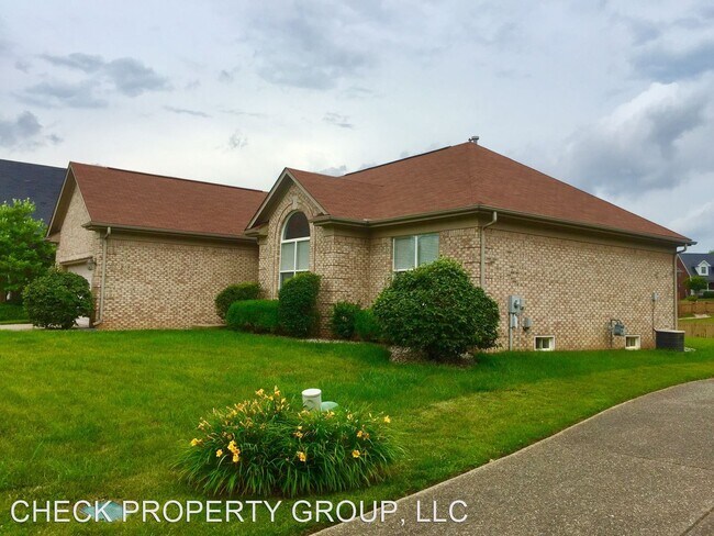 Building Photo - 3 br, 2.5 bath House - 4505 Cherry Forest ...