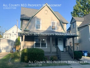 Building Photo - 1578 Olivewood Ave