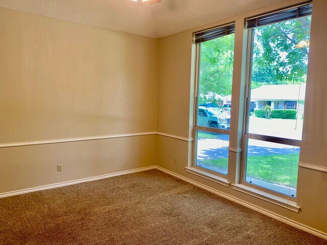 Foto del edificio - Lovely Home in Downtown Granbury