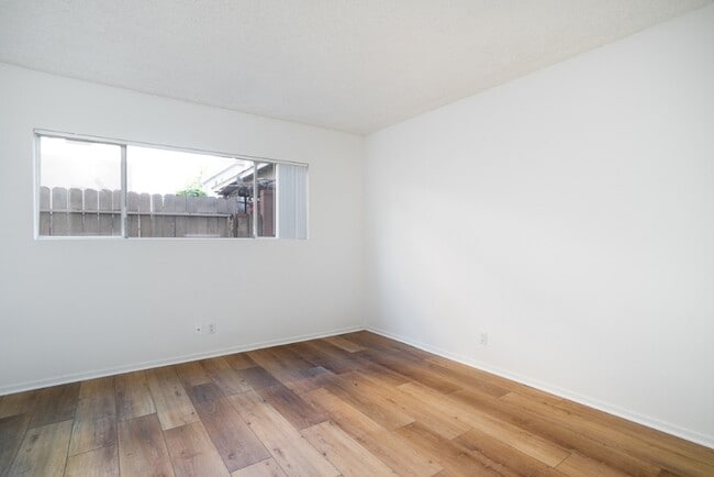 Foto del edificio - 11511 Ohio Ave