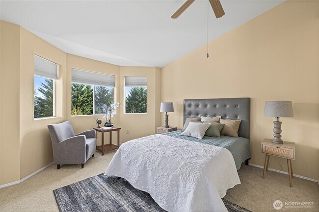 Foto del edificio - 2145 NW Pacific Elm Dr