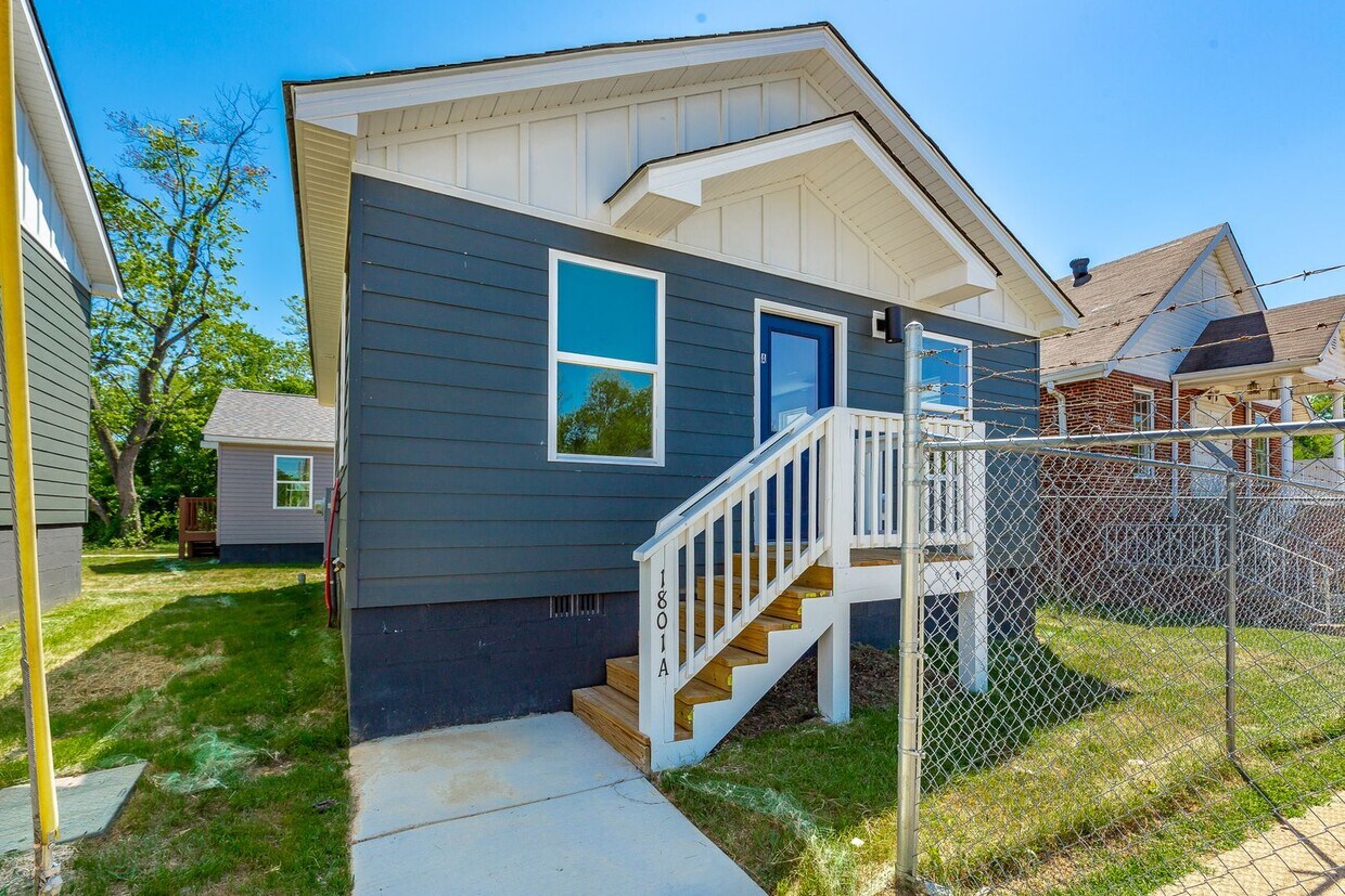 Photo - 1801 S Lyerly Street