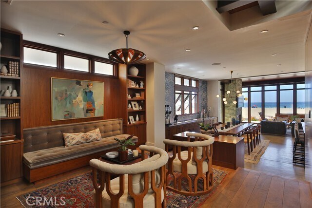 Foto del edificio - 3124 The Strand