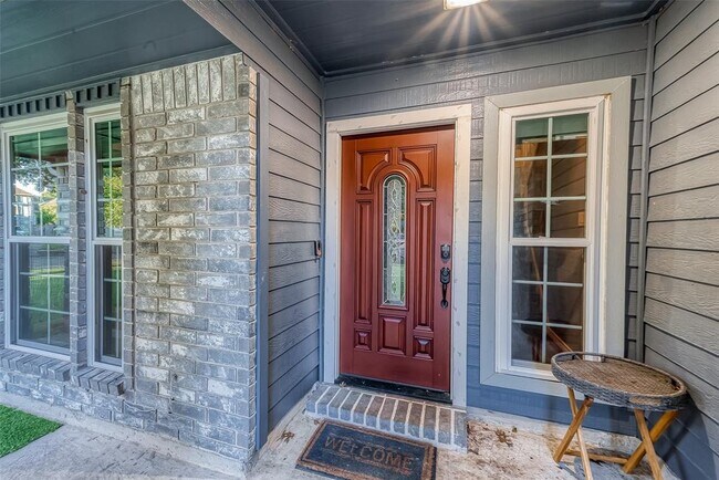 Foto del edificio - 2122 Courtshire Ln