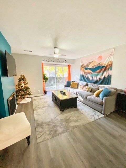 Foto del edificio - 758 E 900 N St