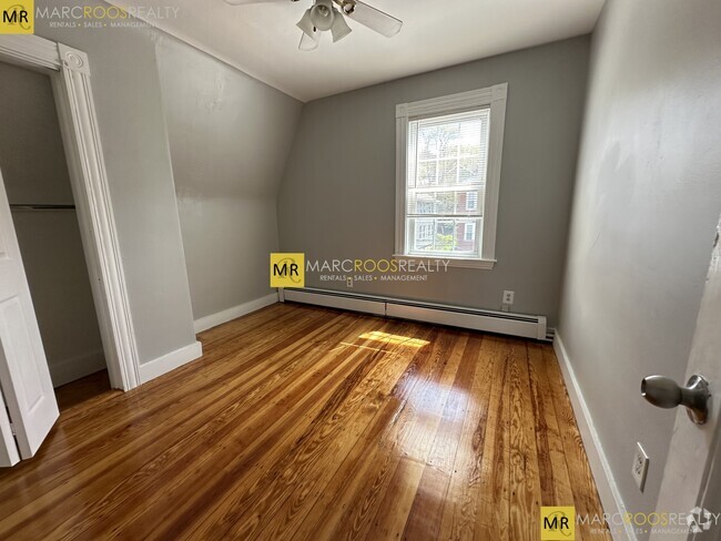 Building Photo - 135 Nonantum St