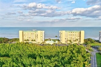 Building Photo - 7380 S Ocean Dr