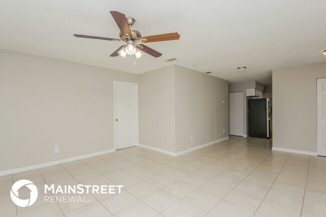 Foto del edificio - 5312 Wren St