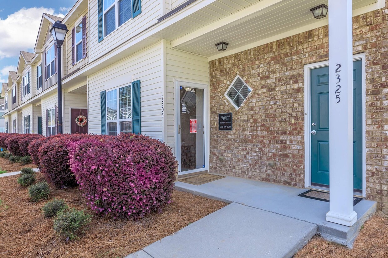 Village at Mill Creek 552 E Main St Statesboro, GA Apartments for