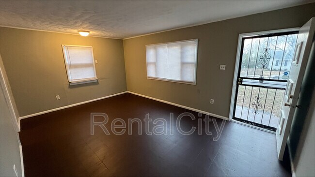 Foto del edificio - 3574 Sunrise St