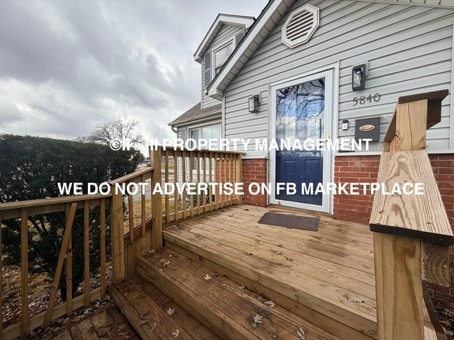 Building Photo - 5840 Floyd St