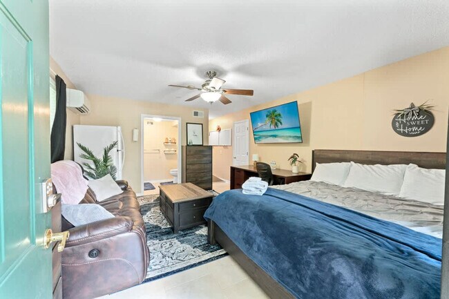 Foto del edificio - 15652 Coastal Ln
