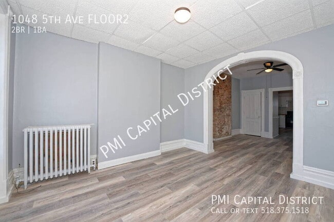 Building Photo - 1048 5th Ave