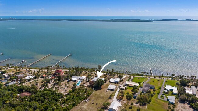 Foto del edificio - 4003 S Indian River Dr