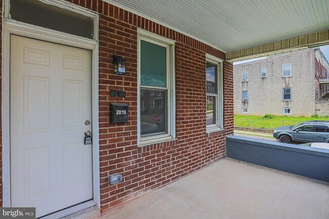 Building Photo - 2819 Presbury St