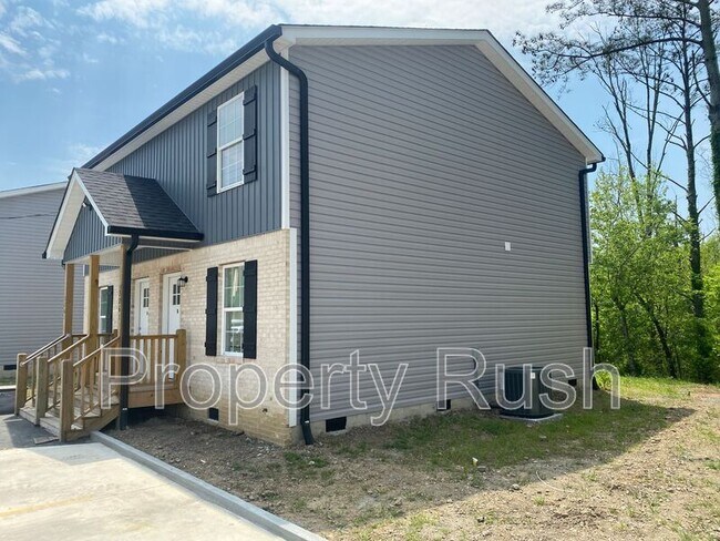 Foto del edificio - 3261 Chattanooga Rd.