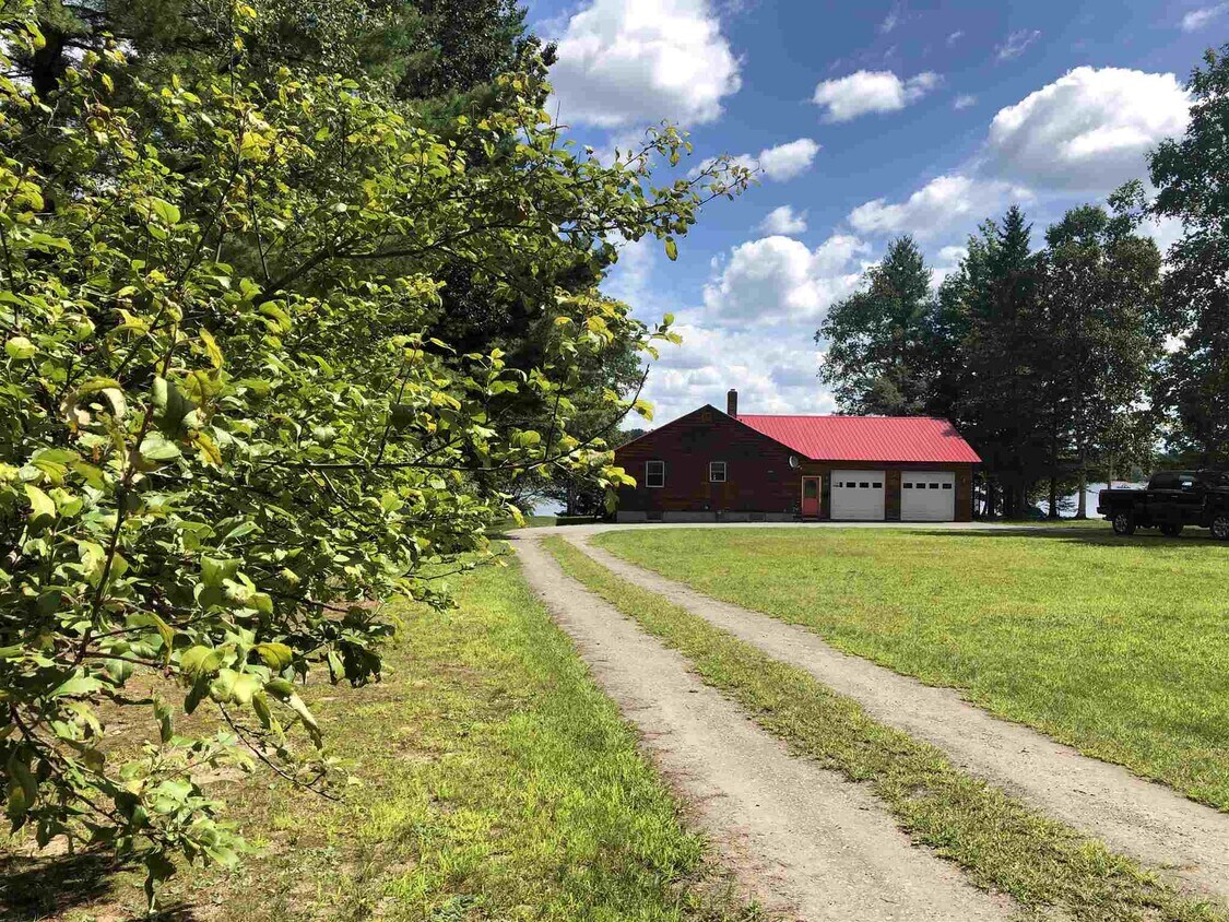 Primary Photo - 251 Blueberry Lane Rd