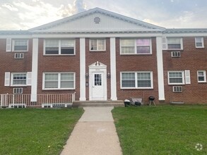 Building Photo - 8936 Newton Ave S