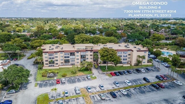 Foto del edificio - 7300 NW 17th St