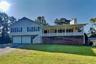 Building Photo - 5054 Arbor Ln SW