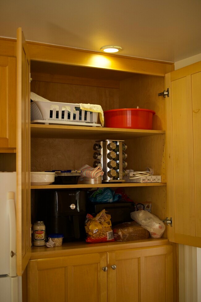 GREAT STORAGE - 3741 McClelland St