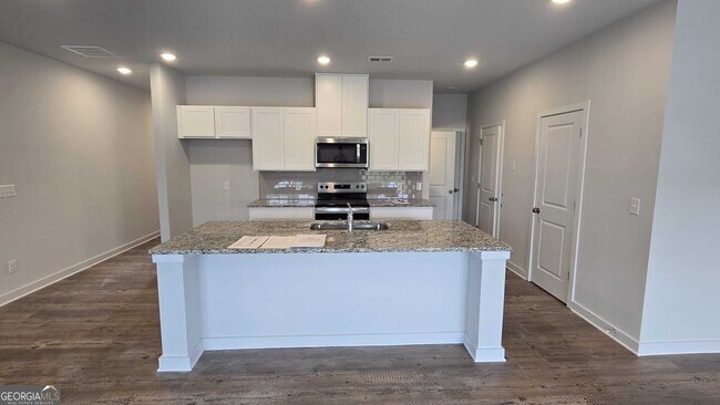 Foto del edificio - 17 Founders Dr