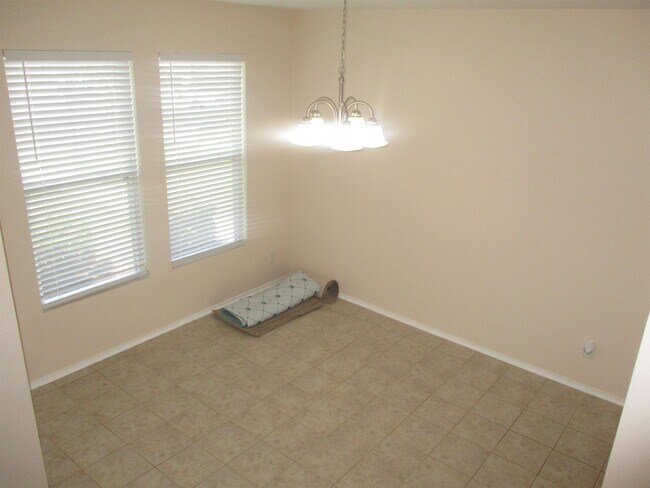Foto del edificio - 156 Olde Towne Way