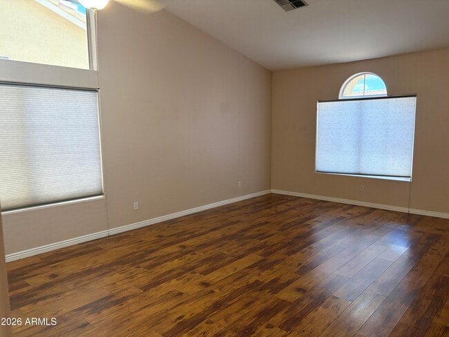 Building Photo - 16229 S 12th Pl