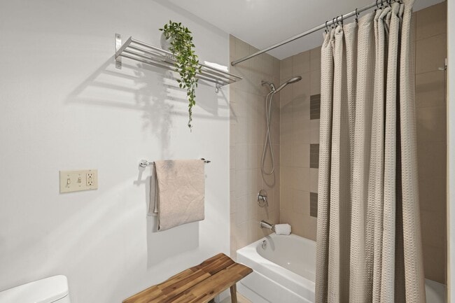 Foto del edificio - 1550 Eastlake Ave E